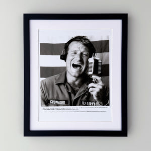 Good Morning Vietnam (1988) Publicity Press Film Movie Still Photo - Framed